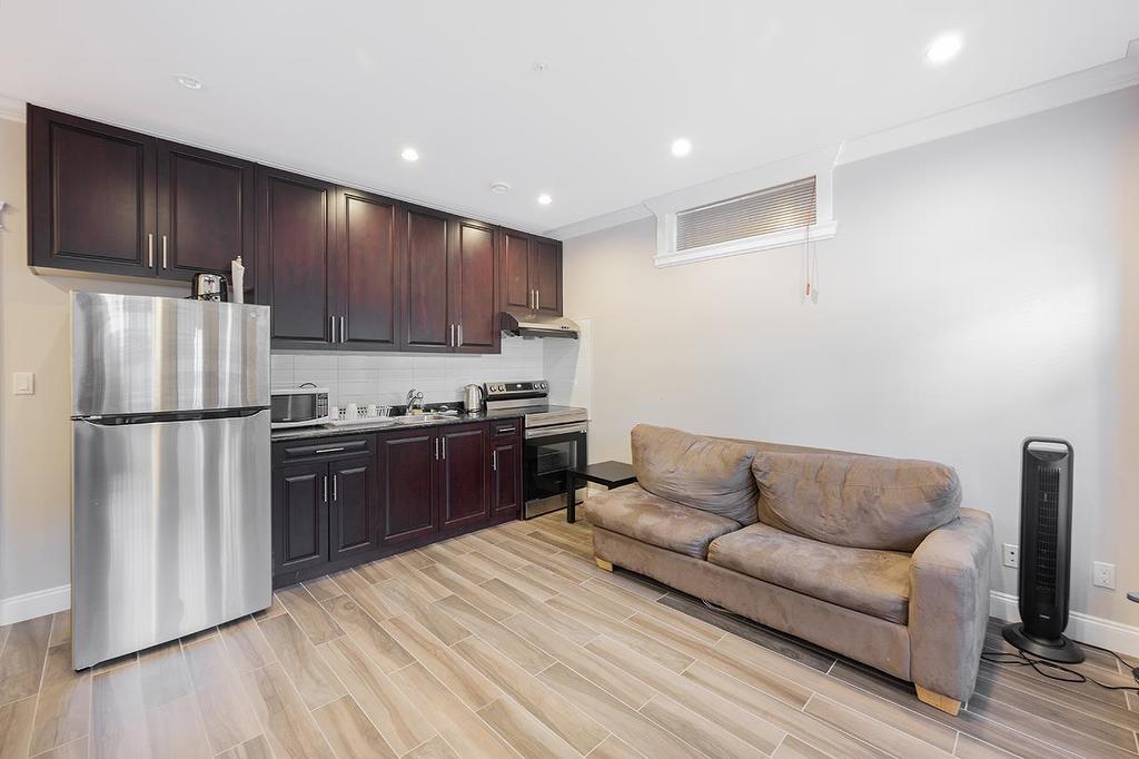 2817 Oliver Crescent, Vancouver, BC