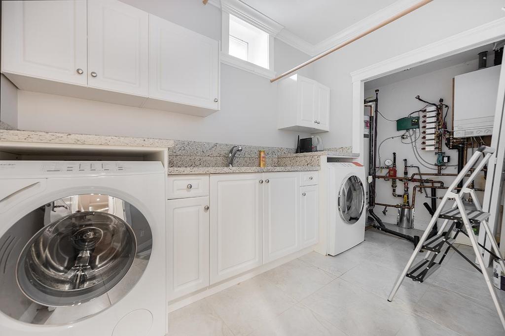 2817 Oliver Crescent, Vancouver, BC