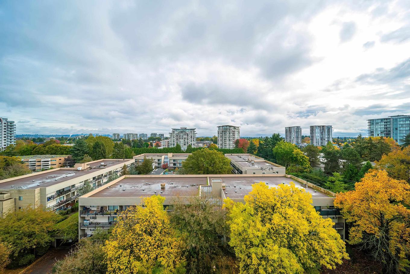 1007-6833 Buswell Street, Richmond, BC