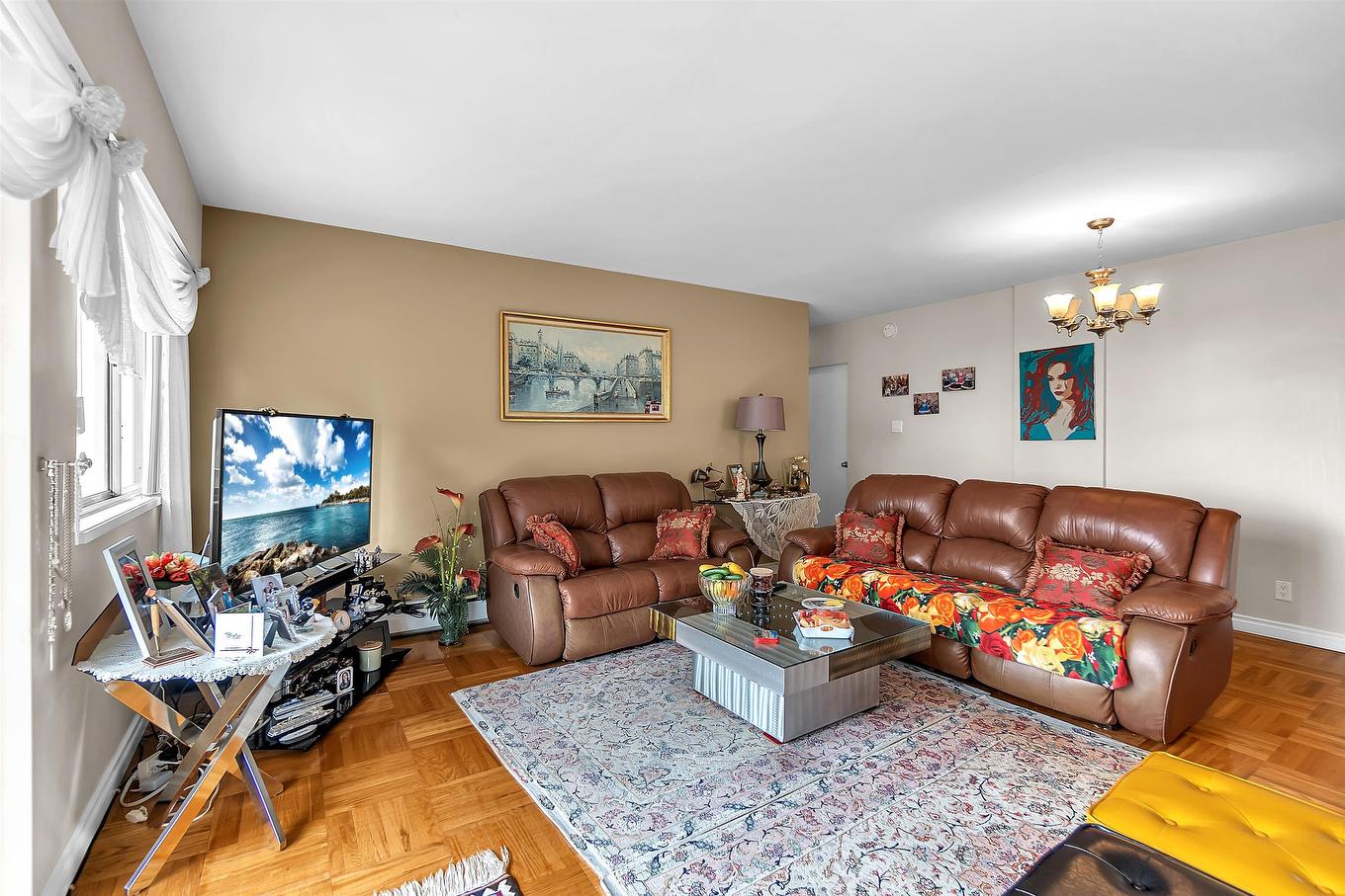 306-1750 Esquimalt Avenue, West Vancouver, BC