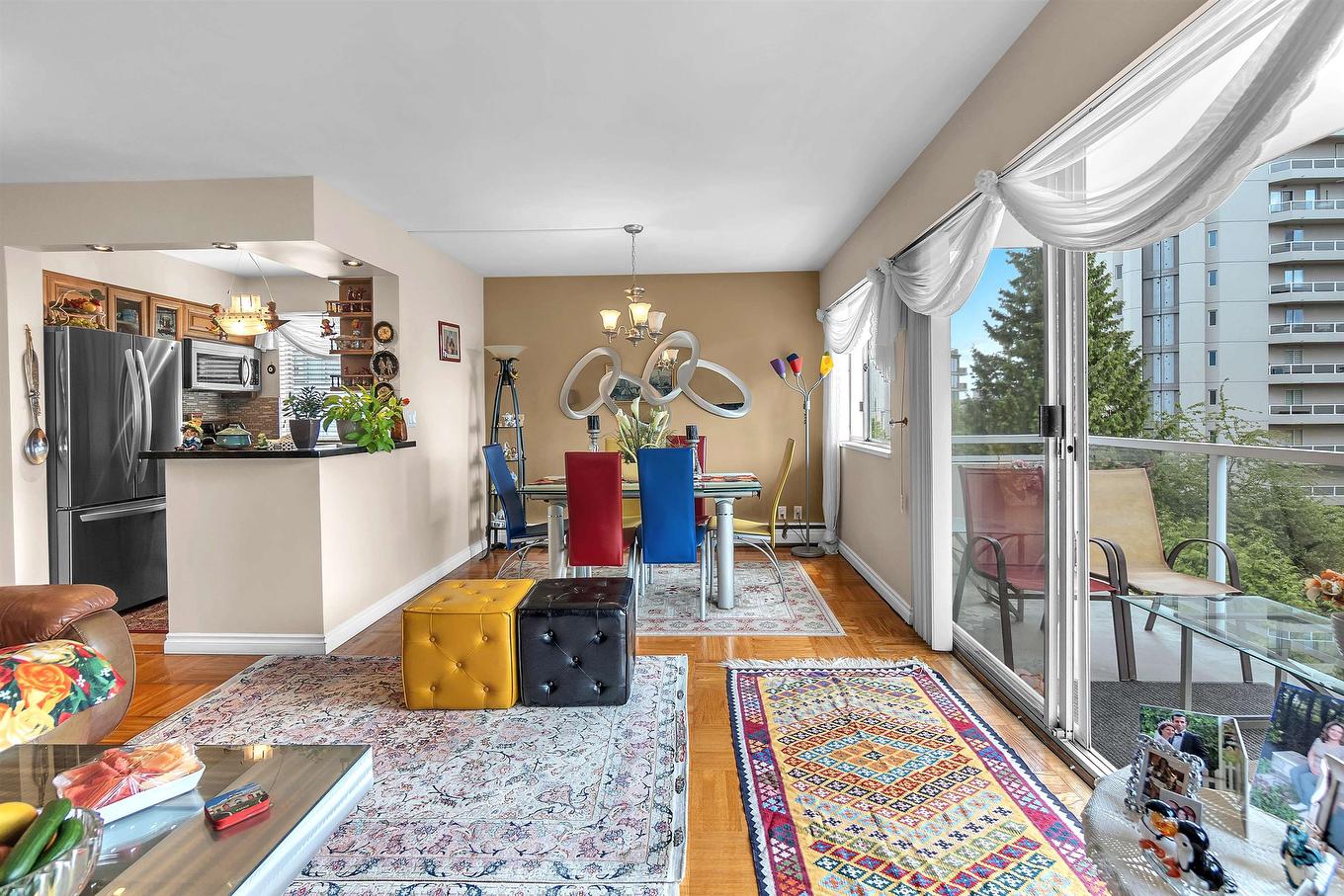 306-1750 Esquimalt Avenue, West Vancouver, BC