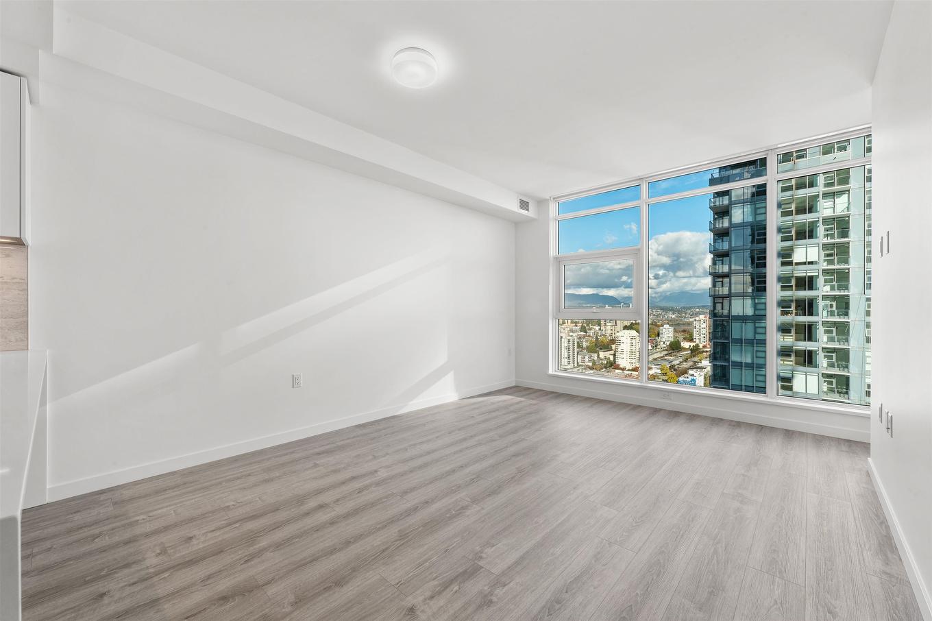 2905-680 Quayside Drive, New Westminster, BC