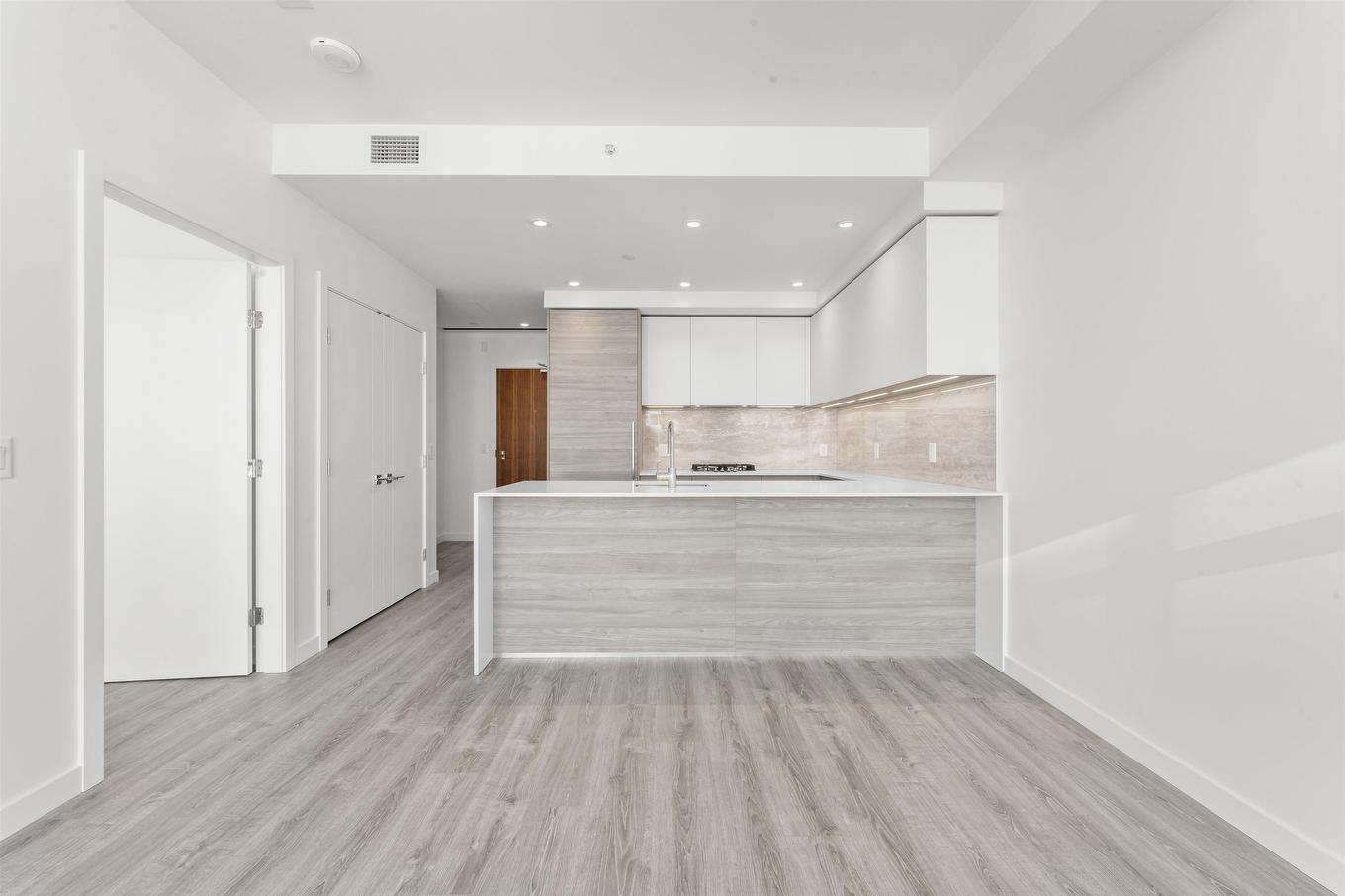 2905-680 Quayside Drive, New Westminster, BC