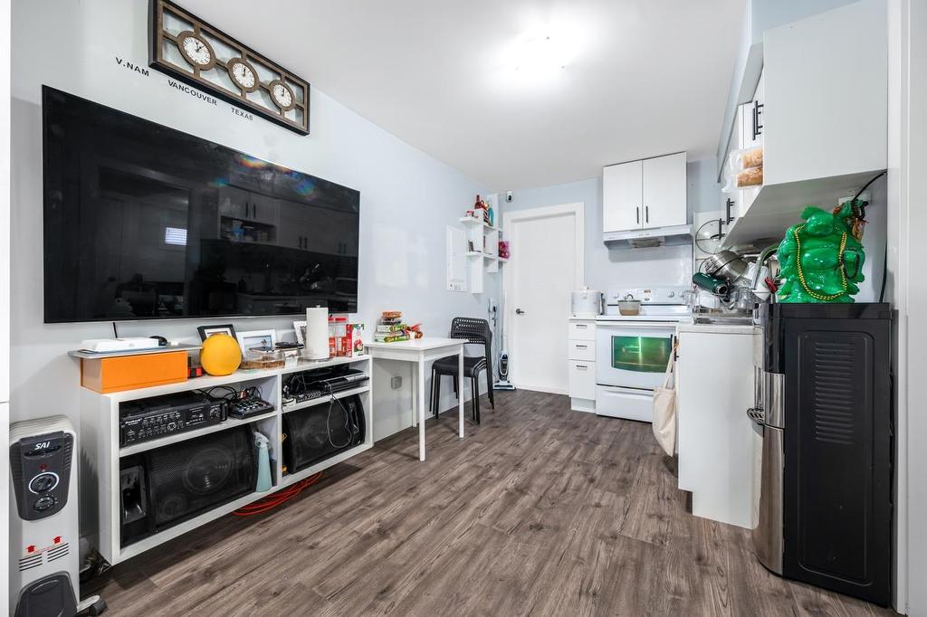 2236 34Th Avenue E, Vancouver, BC