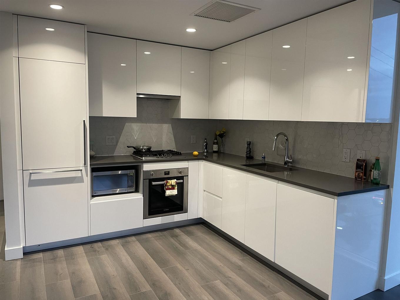 210-8138 Fraser Street, Vancouver, BC