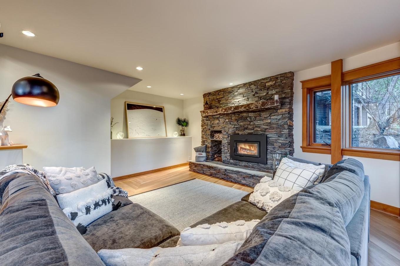 8348 Mountain View Drive, Whistler, BC