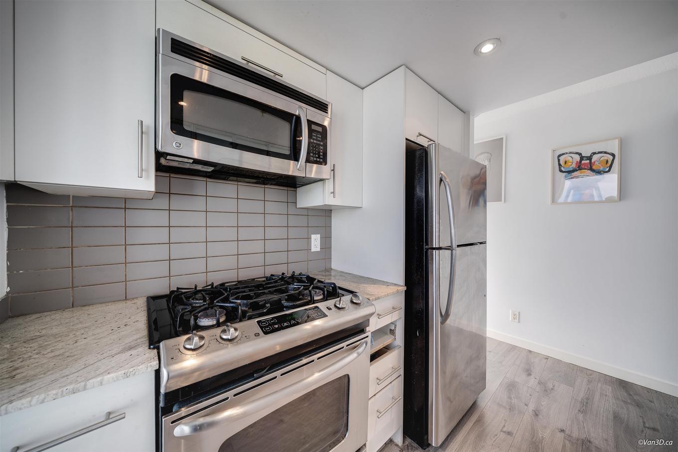 1703-3333 Corvette Way, Richmond, BC