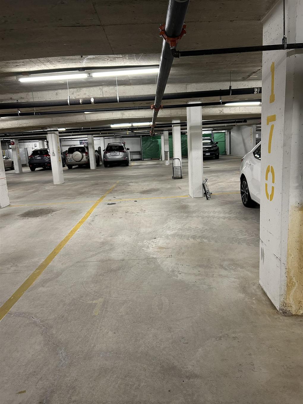 225-3098 Guildford Way, Coquitlam, BC