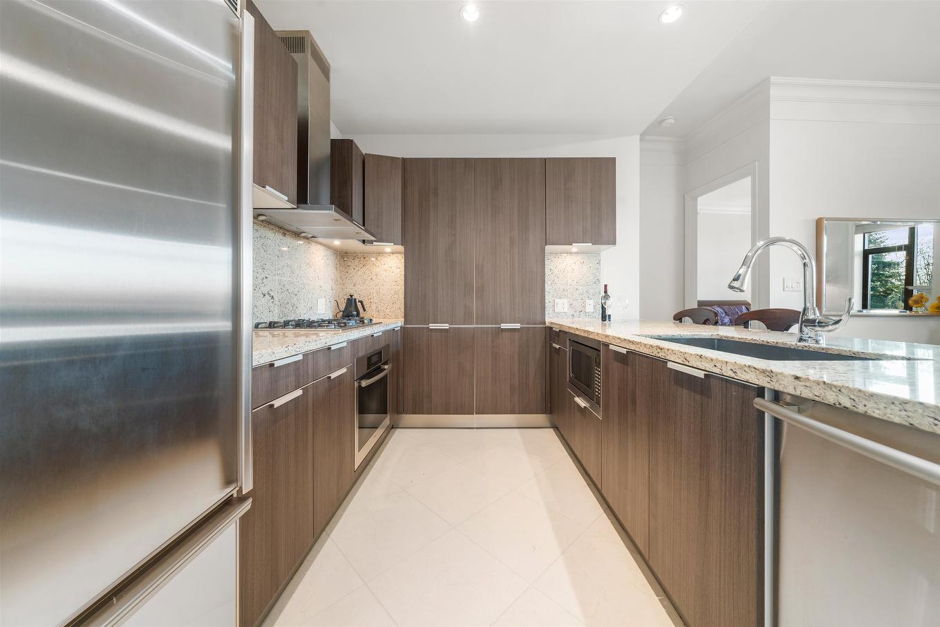 402-568 Waters Edge Crescent, West Vancouver, BC