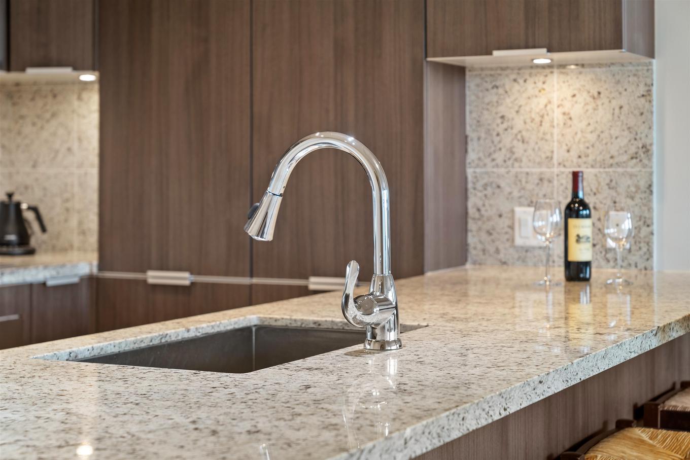 402-568 Waters Edge Crescent, West Vancouver, BC