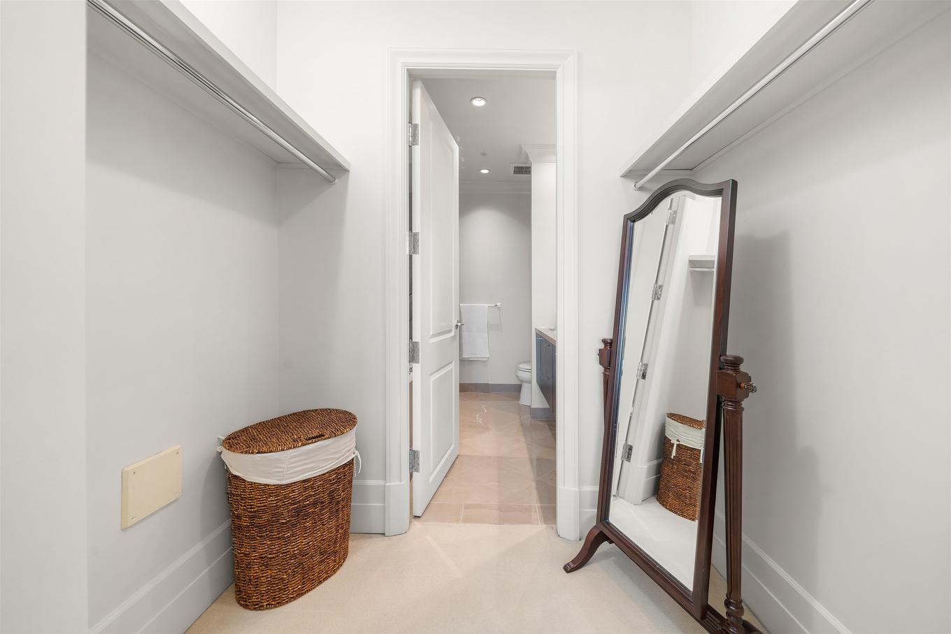 402-568 Waters Edge Crescent, West Vancouver, BC