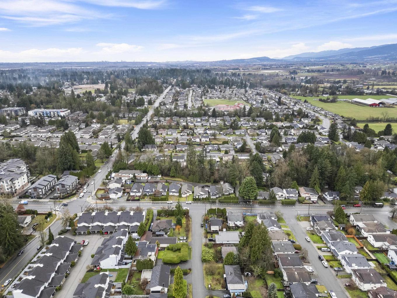 22421 Streng Avenue, Maple Ridge, BC