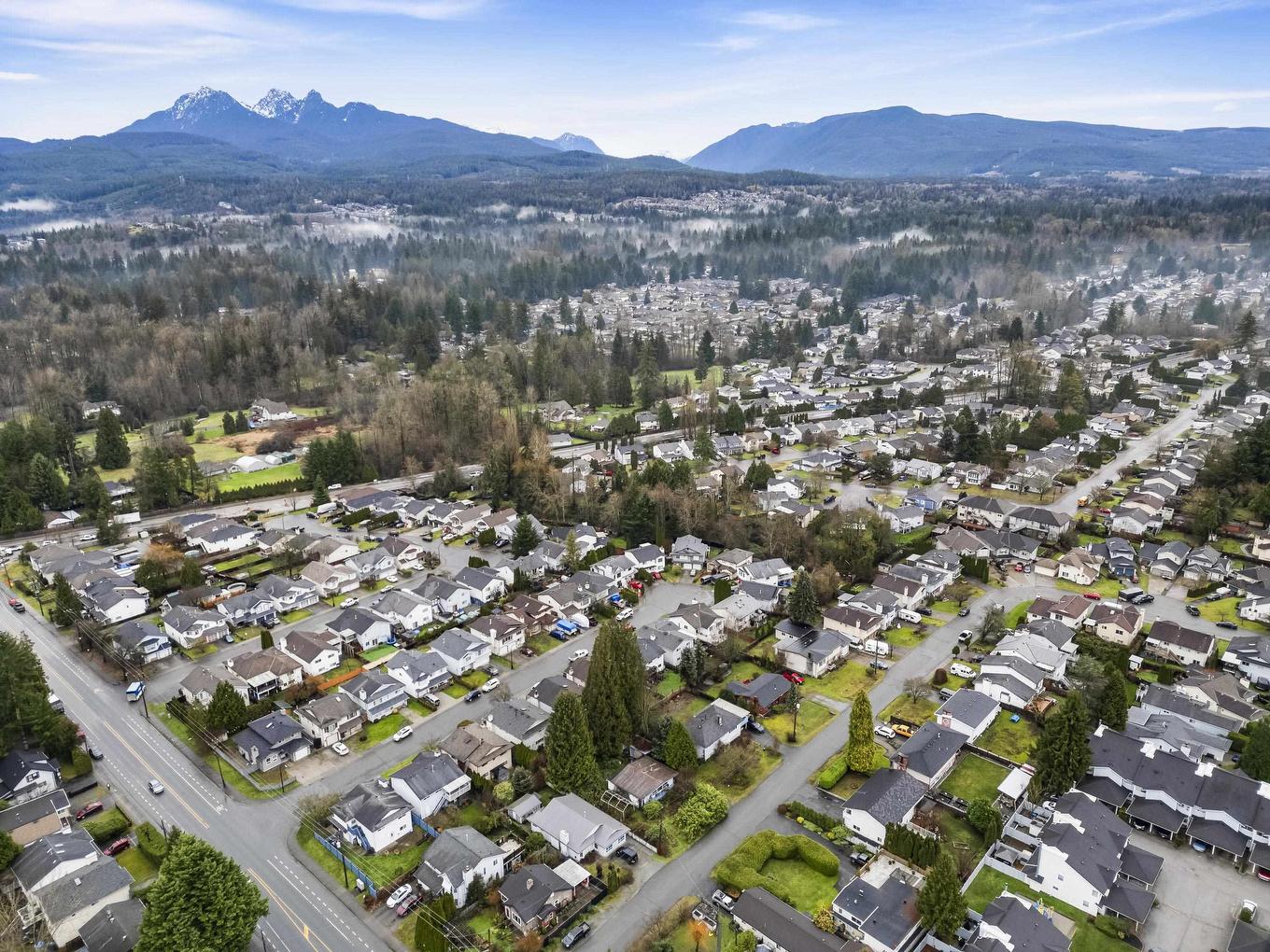 22421 Streng Avenue, Maple Ridge, BC