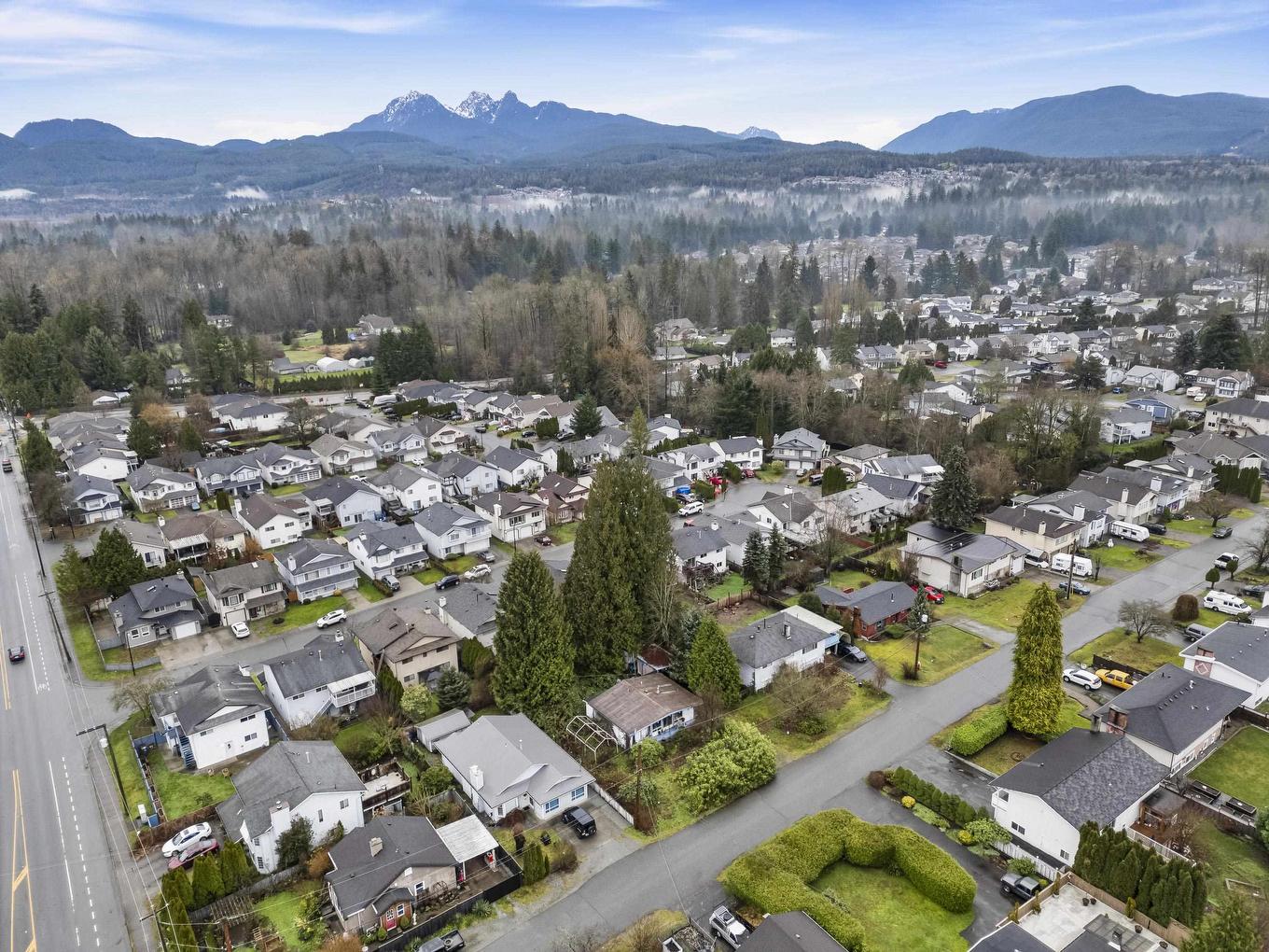 22421 Streng Avenue, Maple Ridge, BC