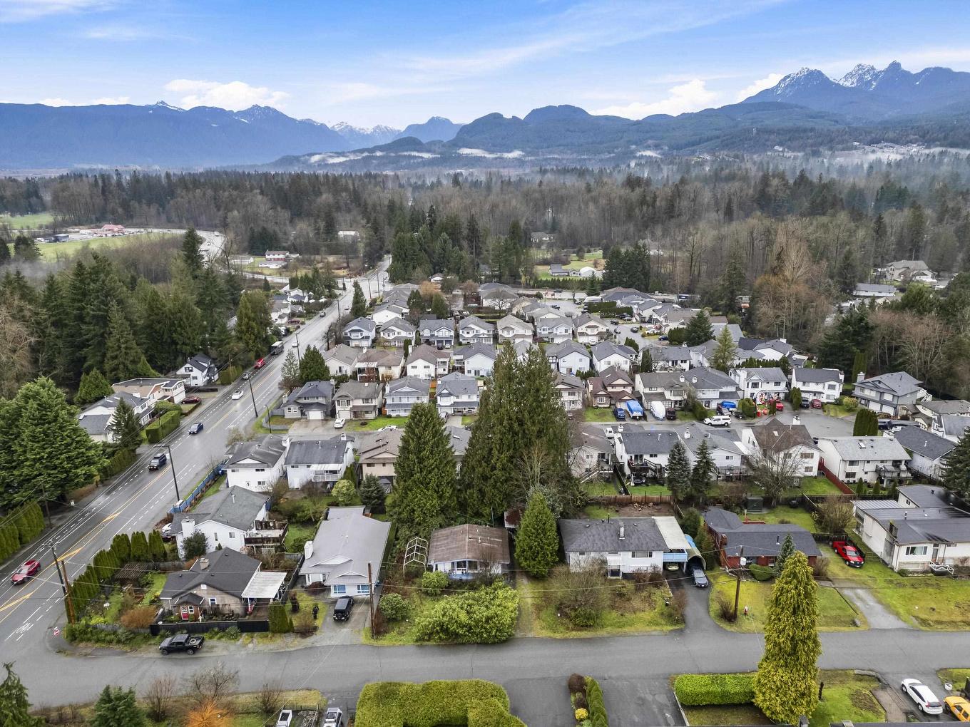 22421 Streng Avenue, Maple Ridge, BC