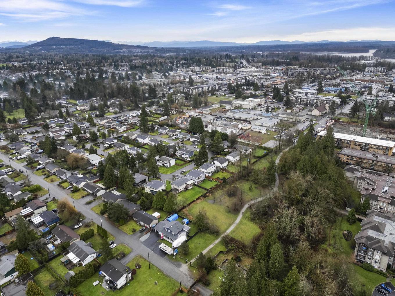 22421 Streng Avenue, Maple Ridge, BC