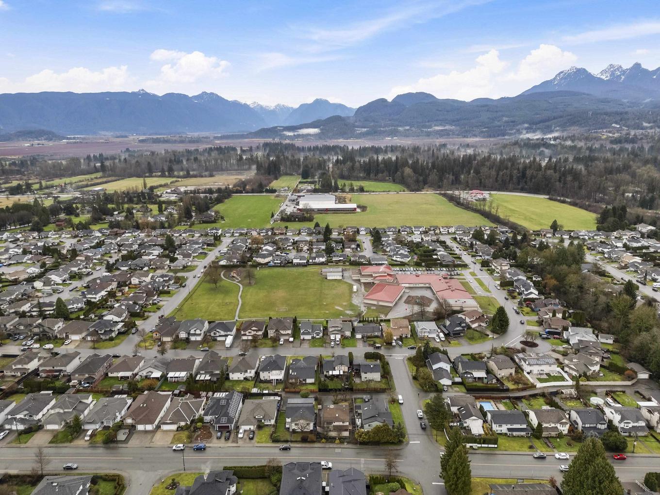 22421 Streng Avenue, Maple Ridge, BC