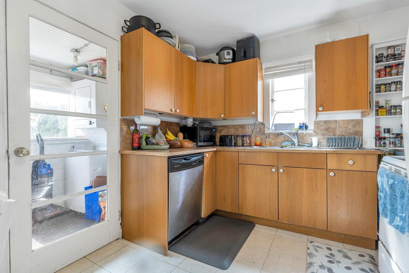 5092 Main Street, Vancouver, BC