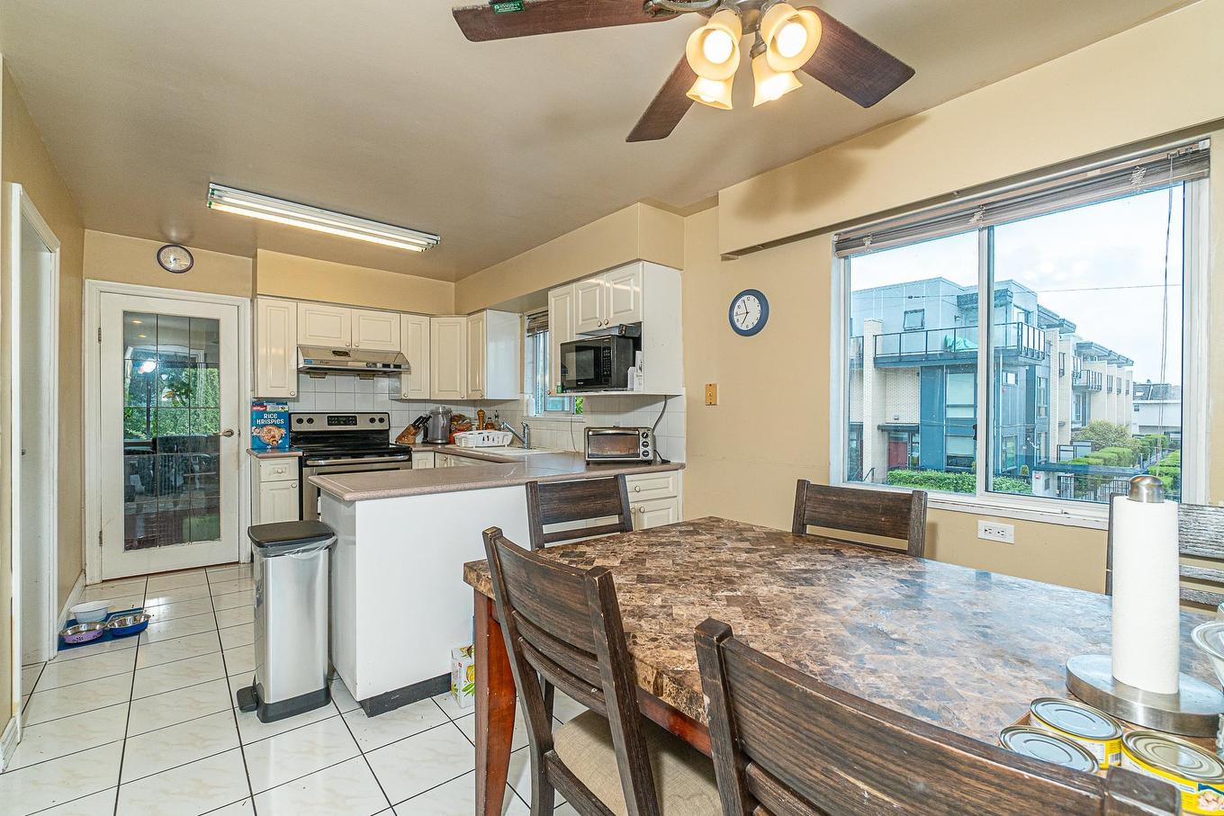 204 63Rd Avenue W, Vancouver, BC