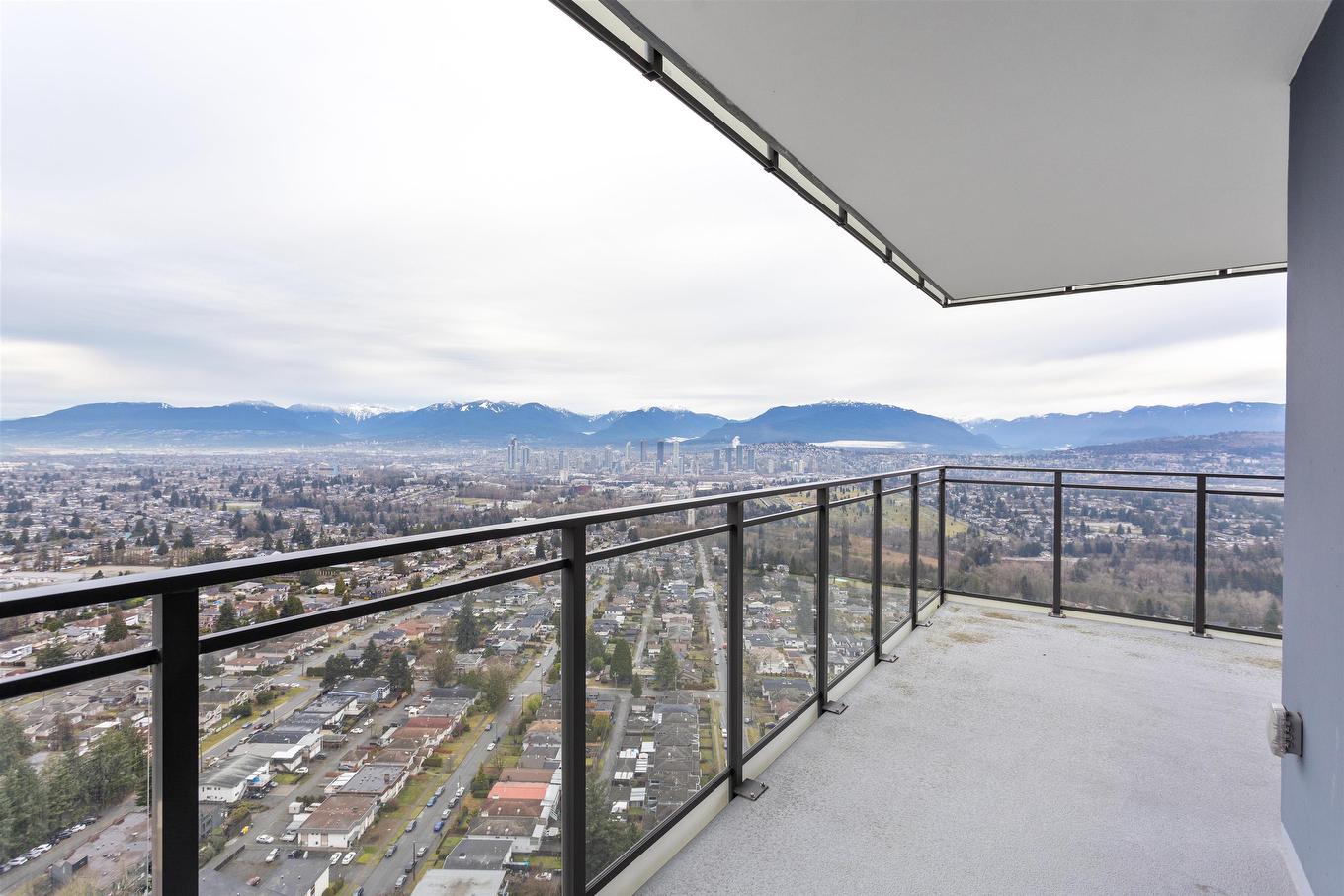 3608-4711 Hazel Street, Burnaby, BC