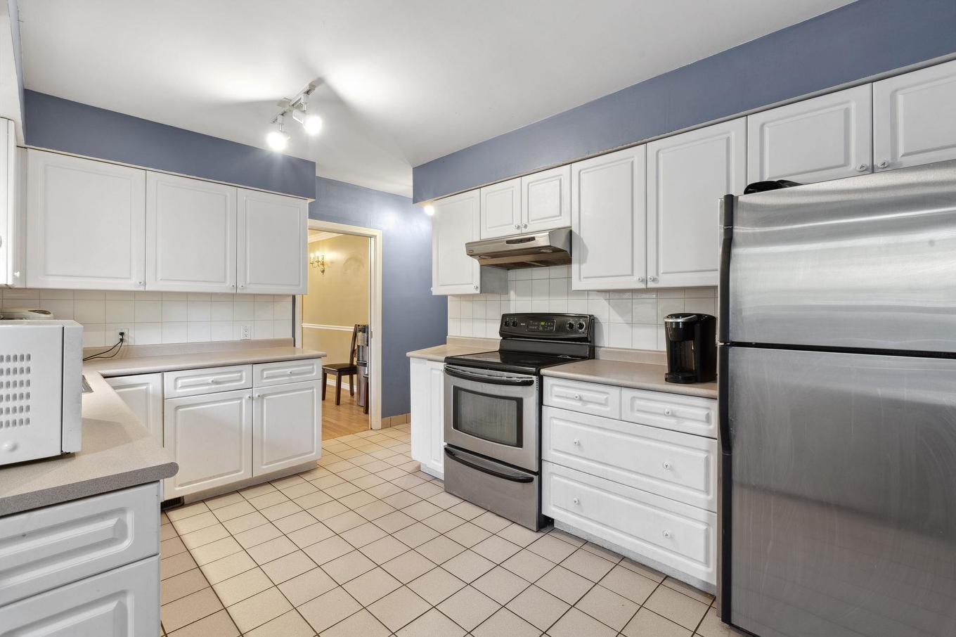 1645 Taylor Way, West Vancouver, BC