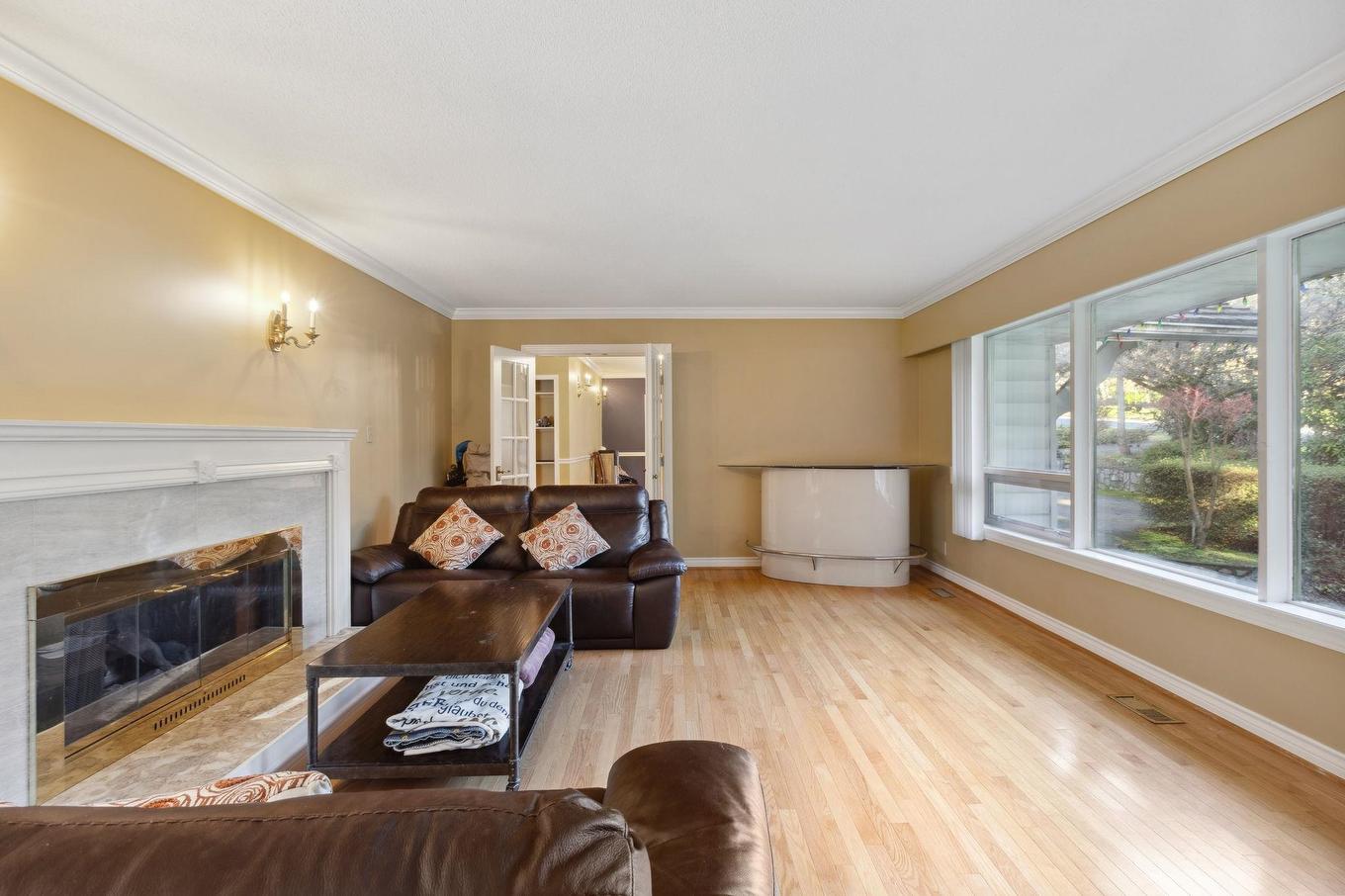 1645 Taylor Way, West Vancouver, BC