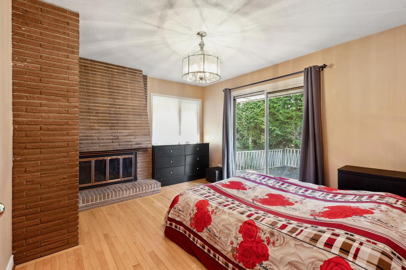 1645 Taylor Way, West Vancouver, BC