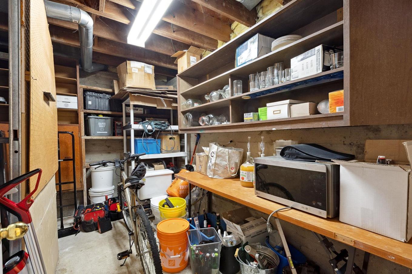 1645 Taylor Way, West Vancouver, BC