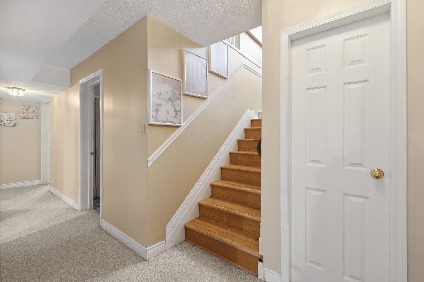 1645 Taylor Way, West Vancouver, BC