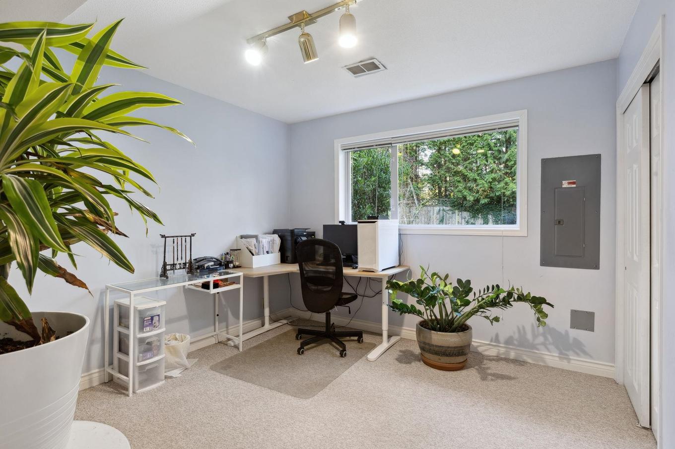 1645 Taylor Way, West Vancouver, BC