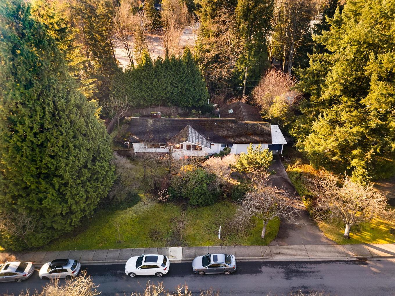 1645 Taylor Way, West Vancouver, BC