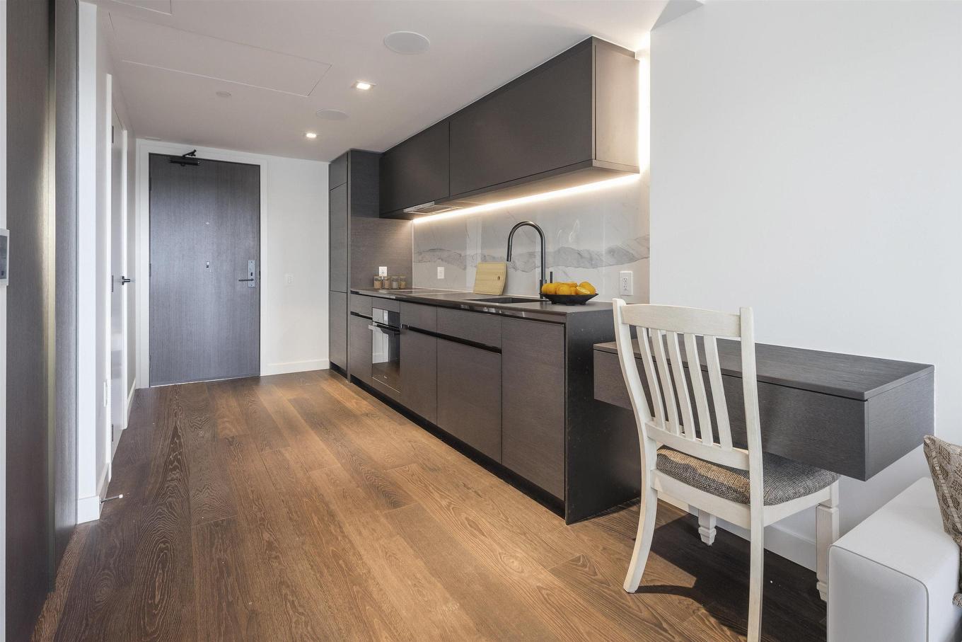 1706-620 Cardero Street, Vancouver, BC