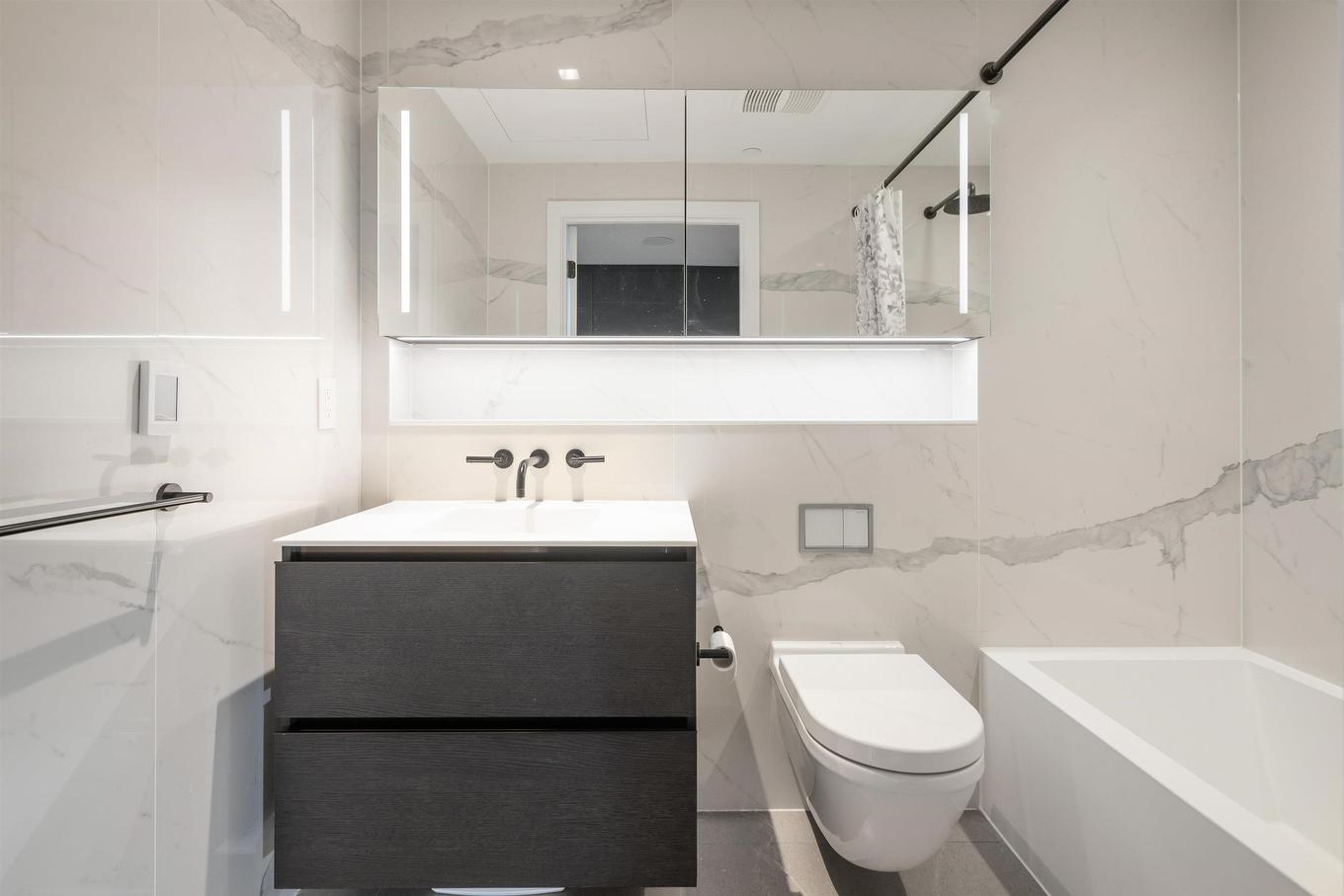 1706-620 Cardero Street, Vancouver, BC