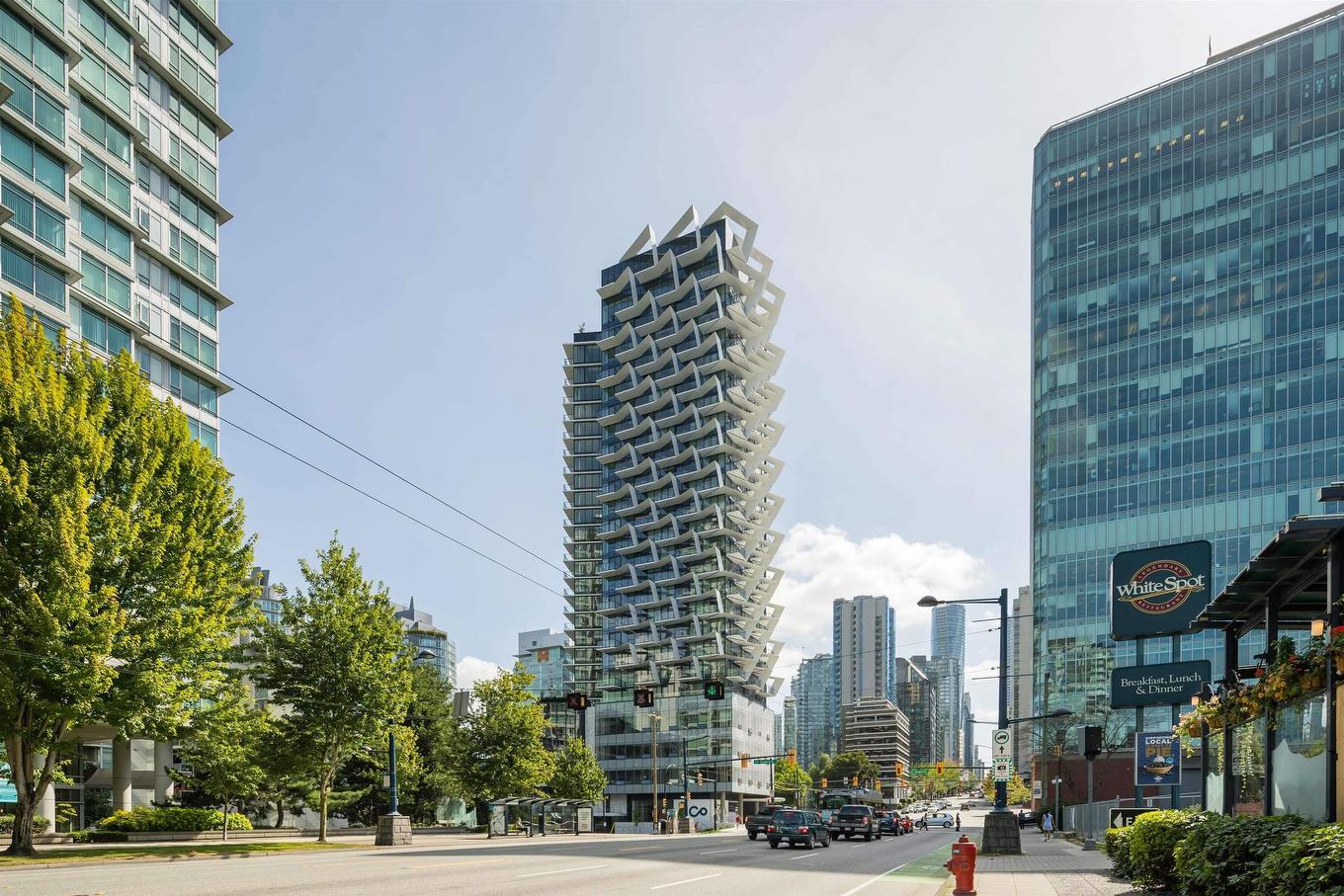 1706-620 Cardero Street, Vancouver, BC
