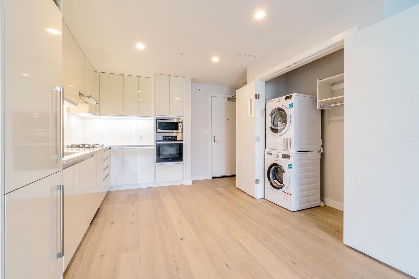 208-528 King Edward Avenue W, Vancouver, BC