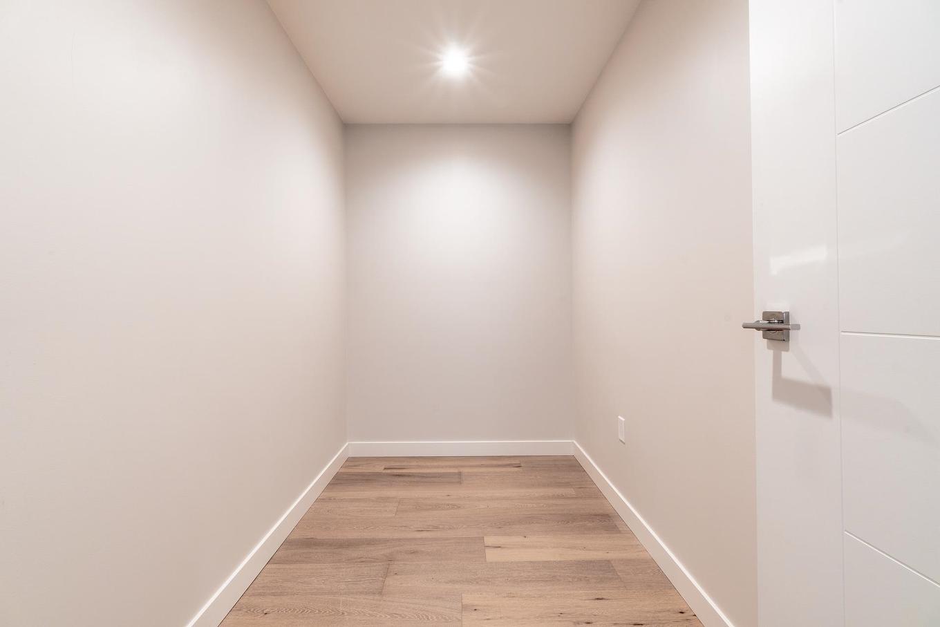 208-528 King Edward Avenue W, Vancouver, BC