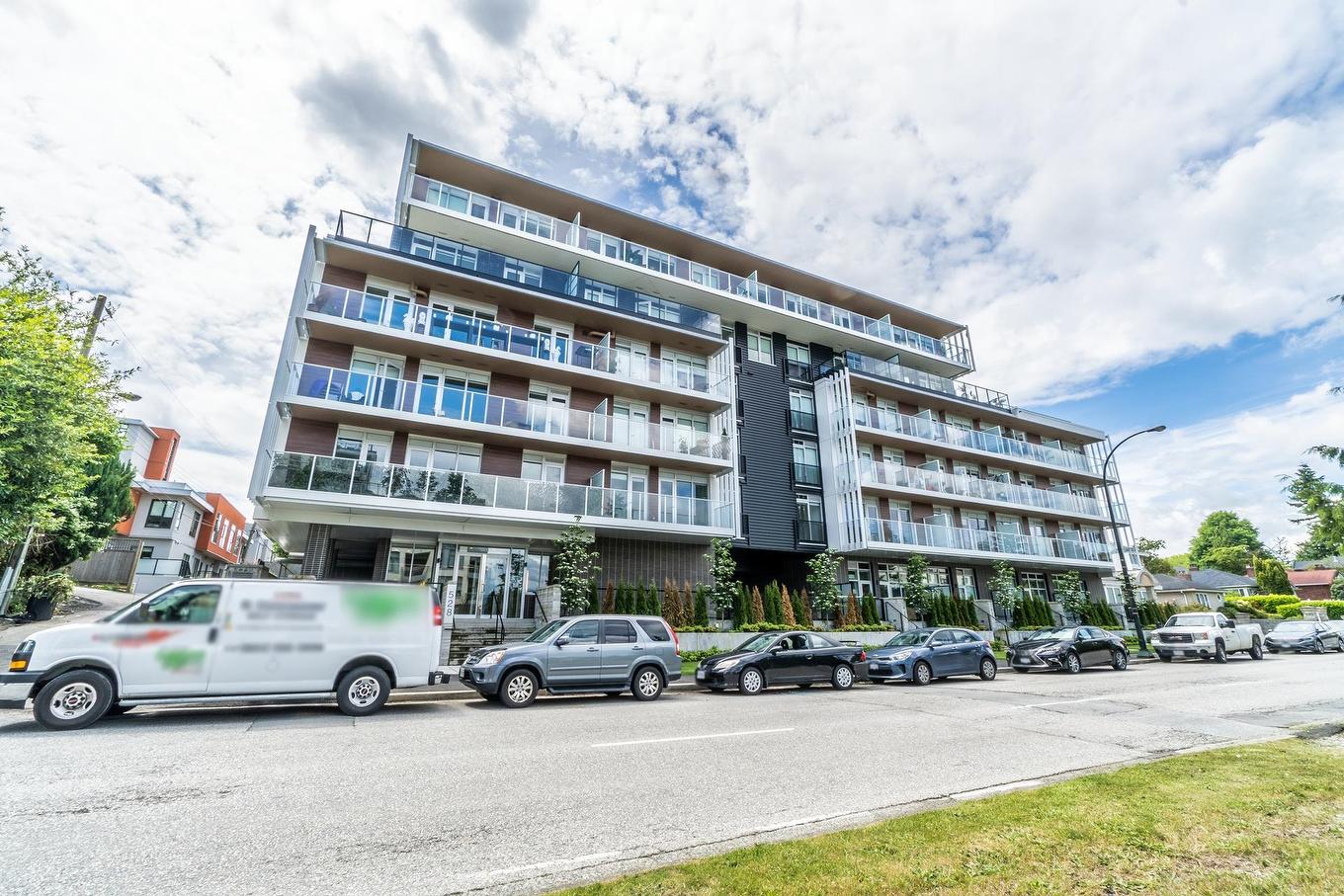208-528 King Edward Avenue W, Vancouver, BC