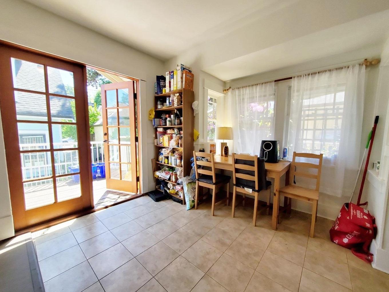 3542 16Th Avenue W, Vancouver, BC