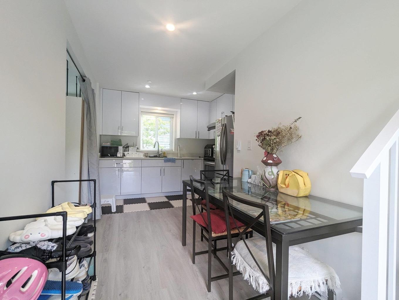 3542 16Th Avenue W, Vancouver, BC