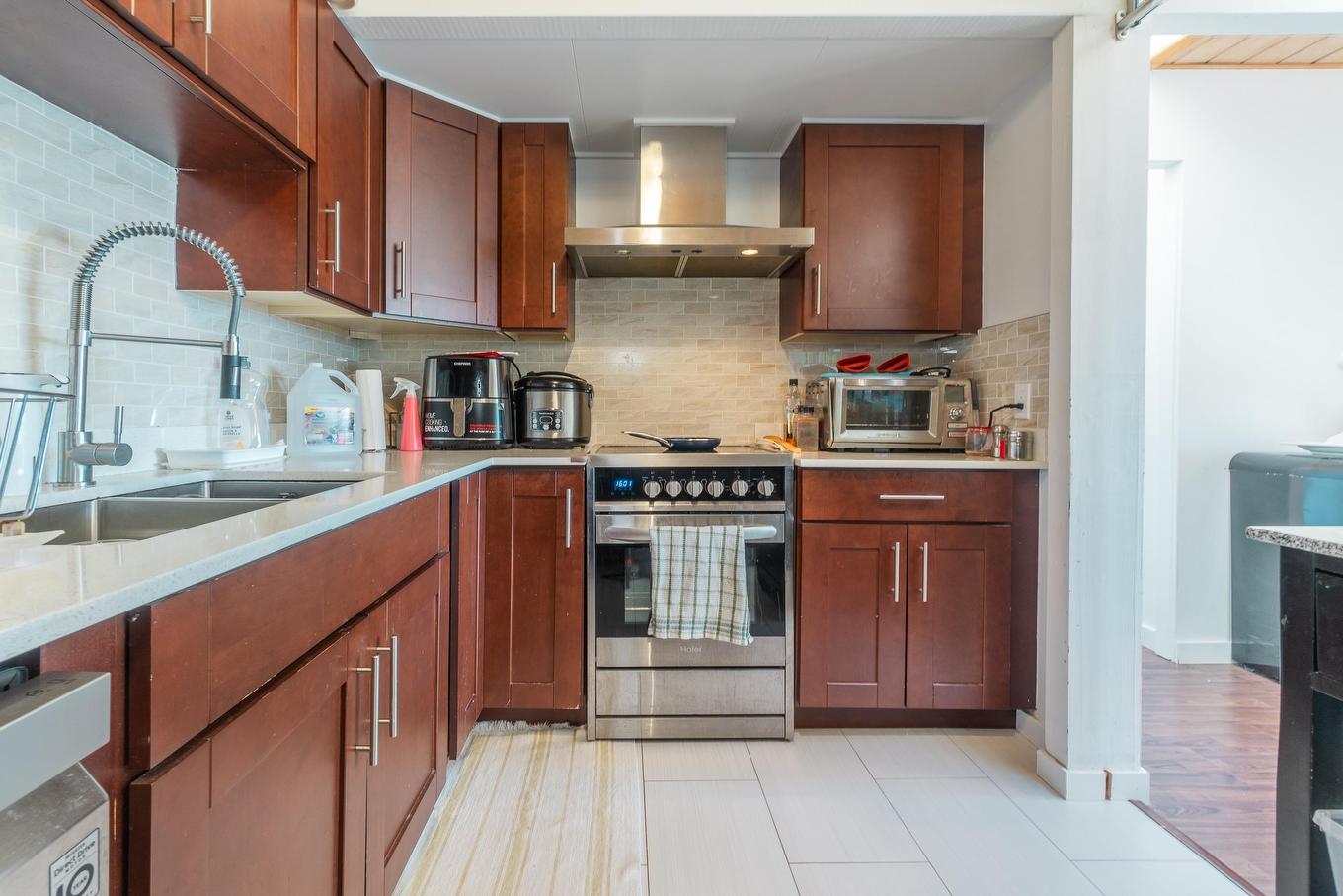 2664 Rosebery Avenue, West Vancouver, BC