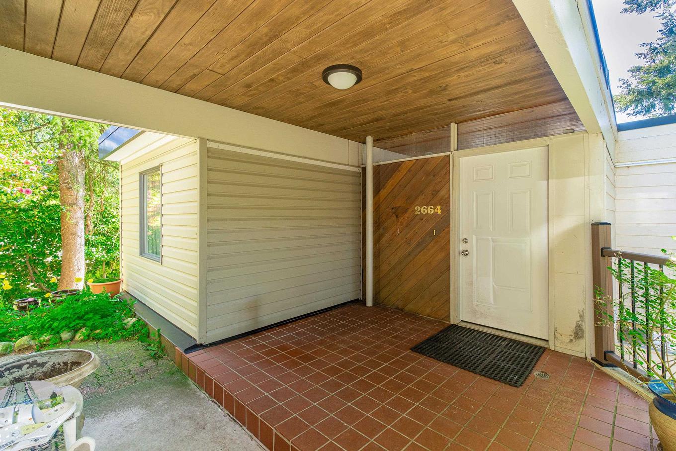 2664 Rosebery Avenue, West Vancouver, BC