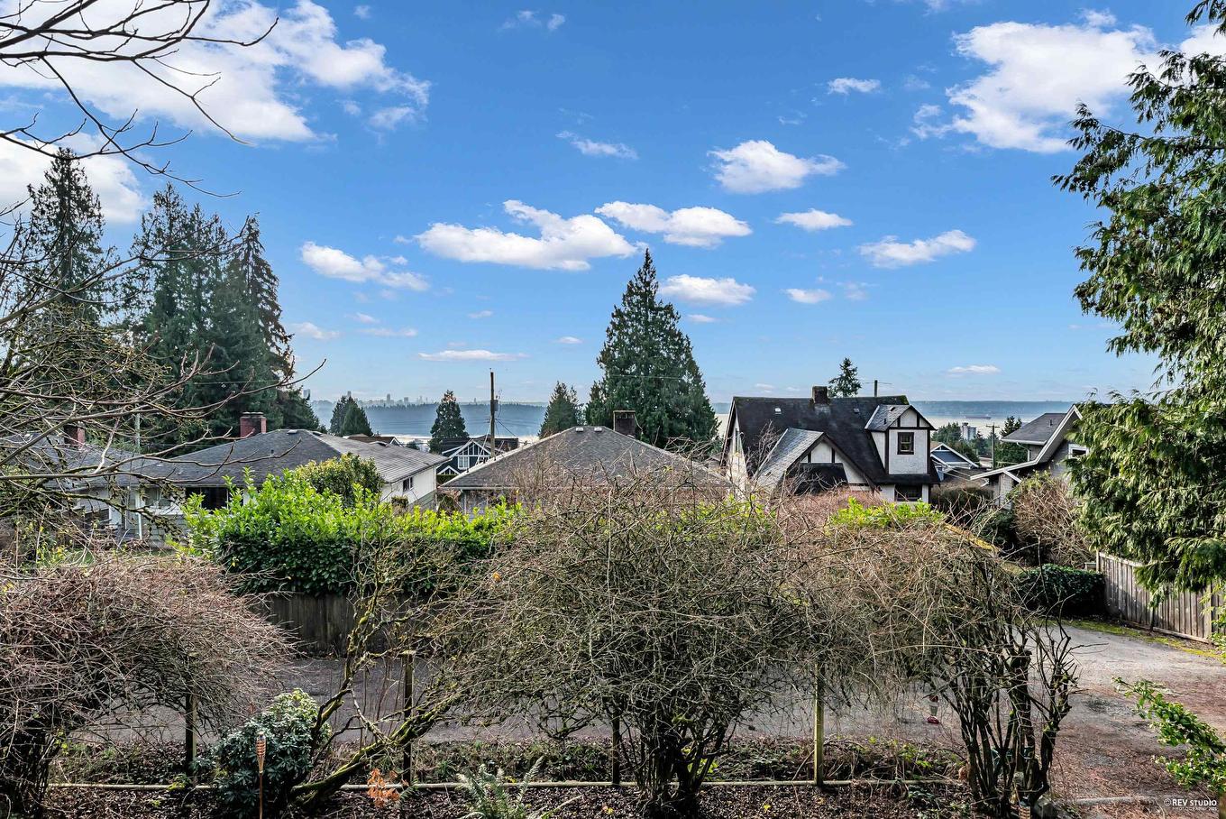 1488 Palmerston Avenue, West Vancouver, BC
