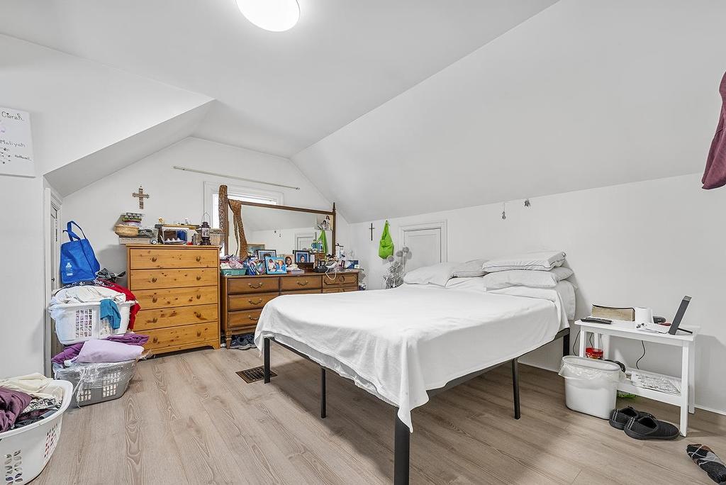 3229 24Th Avenue W, Vancouver, BC