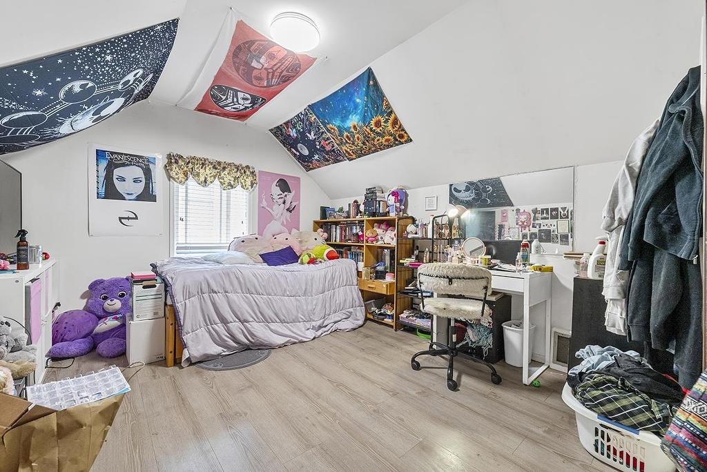 3229 24Th Avenue W, Vancouver, BC