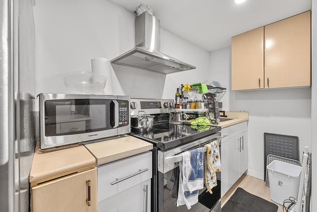 3229 24Th Avenue W, Vancouver, BC