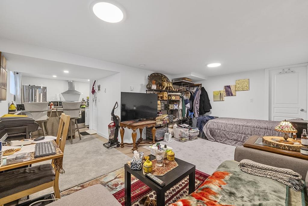 3229 24Th Avenue W, Vancouver, BC