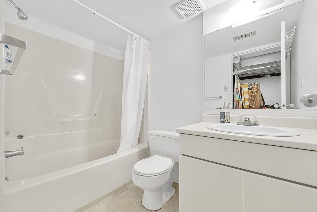 3229 24Th Avenue W, Vancouver, BC