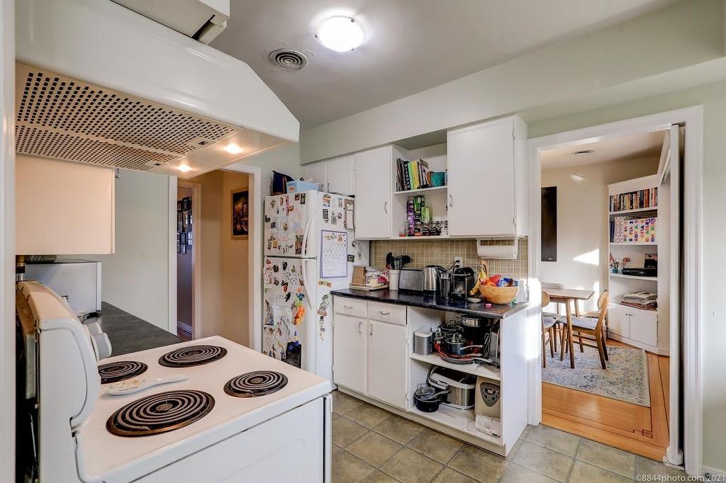 2016 48Th Avenue W, Vancouver, BC