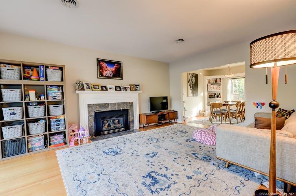 2016 48Th Avenue W, Vancouver, BC