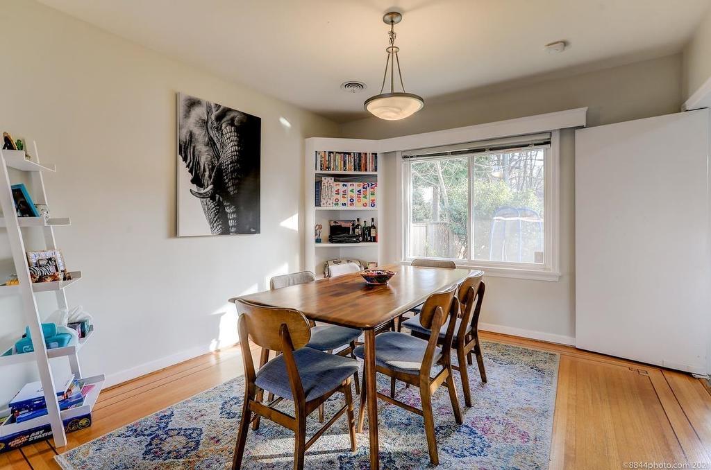 2016 48Th Avenue W, Vancouver, BC